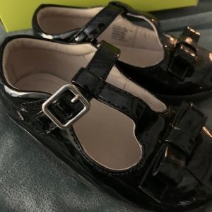 Toddler Sole Play patent leather mary janes, sz 7